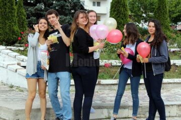 Fălticenenii au zâmbit în cadrul Campaniei Catch a Smile Day