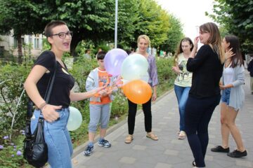 Fălticenenii au zâmbit în cadrul Campaniei Catch a Smile Day