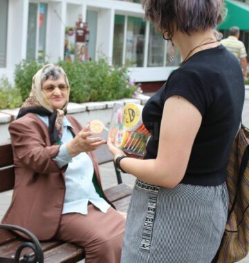 Fălticenenii au zâmbit în cadrul Campaniei Catch a Smile Day