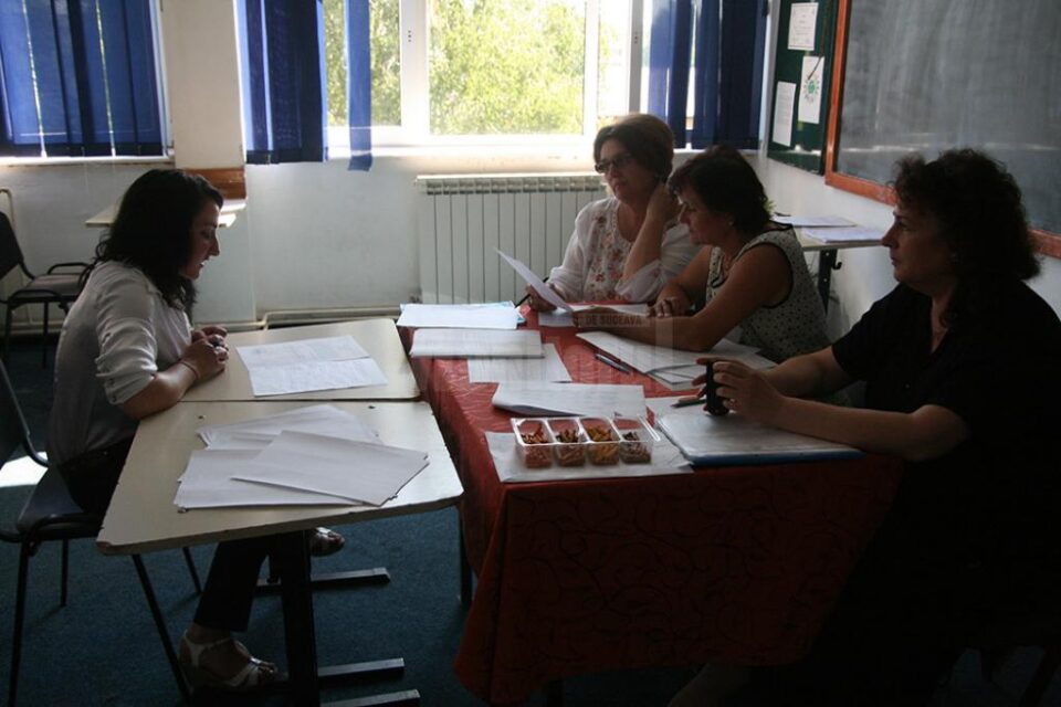 Cea de-a doua sesiune a examenului de bacalaureat din acest an va debuta în mai puțin de o săptămână, pe 16 august