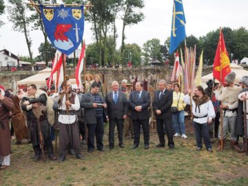 Autoritățile locale au promis să sprijine în continuare organizarea festivalului, ba chiar să-i dea anvergură internațională