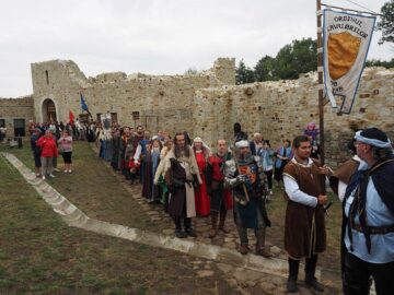Cel mai de seamă festival medieval din România, deschis oficial, cu binecuvântarea lui Ștefan cel Mare