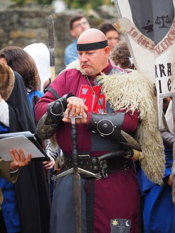 Cel mai de seamă festival medieval din România, deschis oficial, cu binecuvântarea lui Ștefan cel Mare