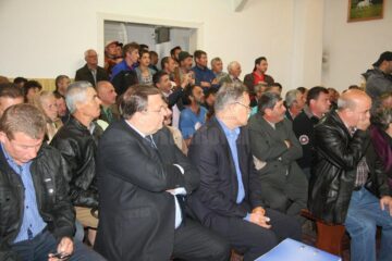 Dialogul surzilor între localnicii din Valea Putnei și autorități, pe tema depozitului de deșeuri de pe Mestecăniș