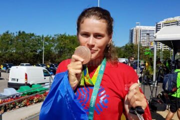 Humoreanca Andreea Boghian a câștigat bronzul olimpic cu barca de 8+1 a României