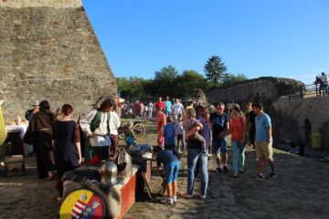 Zeci de mii de spectatori la cea de-a X-a ediție a Festivalului de Artă Medievală de la Suceava