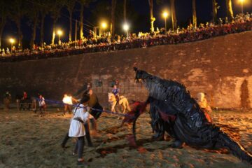 Turnir medieval și lupta cu balaurul, în șanțul Cetății de Scaun Suceava