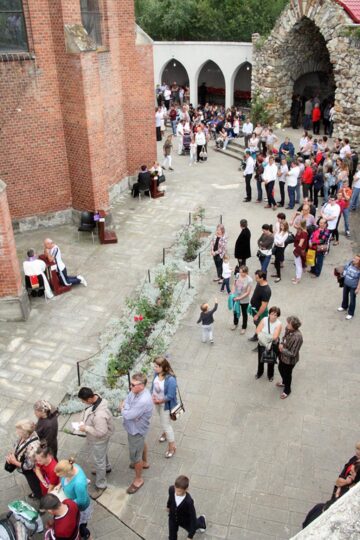 Emoționant apel la solidaritate, rostit ieri de Patriarhul latin al Ierusalimului, la Sanctuarul de la Cacica