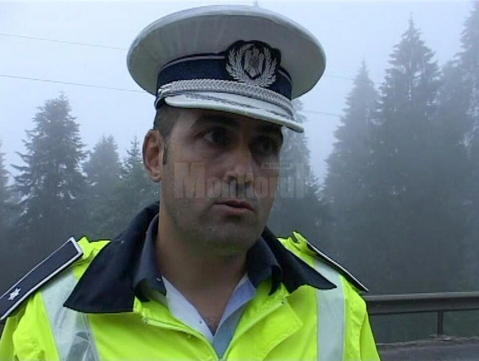 Subcomisarul Vasile Amor Niculiță, în vârstă de 42 de ani, a fost împuternicit șef al Poliției municipiului Vatra Dornei Subcomisarul Vasile Amor Niculiță, în vârstă de 42 de ani, a fost împuternicit șef al Poliției municipiului Vatra Dornei