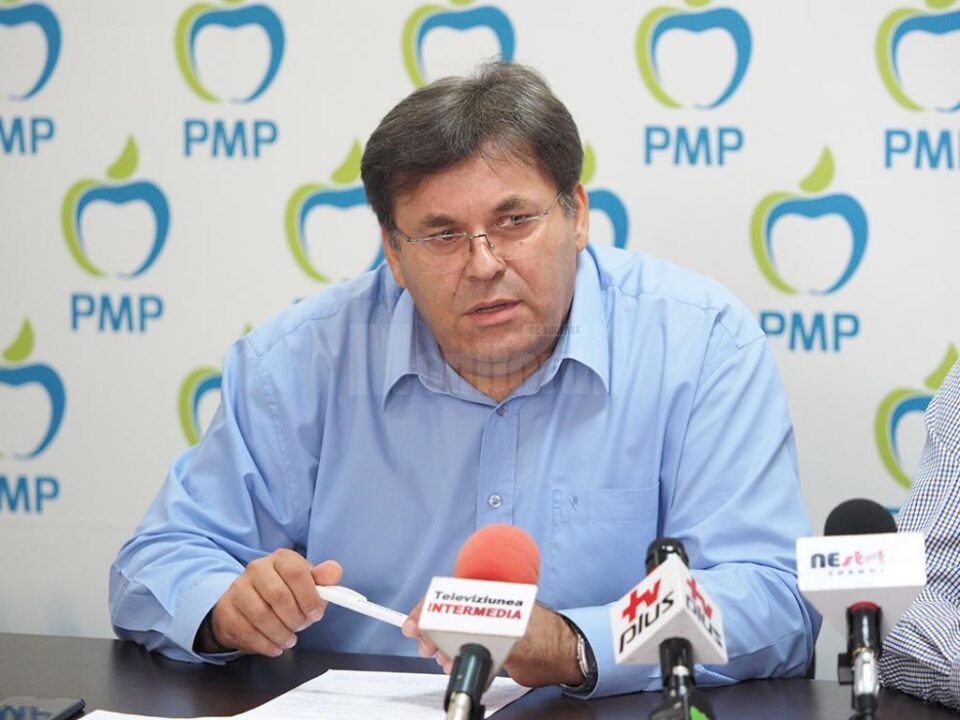 Liderul PMP Suceava, Corneliu Popovici, a anunțat ieri că fuziunea cu UNPR la nivelul județului a fost finalizată Liderul PMP Suceava, Corneliu Popovici, a anunțat ieri că fuziunea cu UNPR la nivelul județului a fost finalizată