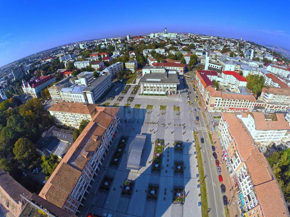 Locuitorii municipiului Suceava racordați la sistemul centralizat de termoficare ar putea rămâne fără apă caldă săptămâna viitoare, începând de marți, 23 august