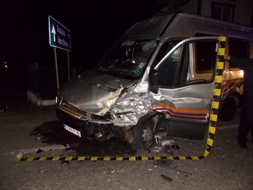 Autoutilitara marca Iveco a fost avariata, soferul de 42 de ani aflat la volan fiind ranit Autoutilitara marca Iveco a fost avariata, soferul de 42 de ani aflat la volan fiind ranit