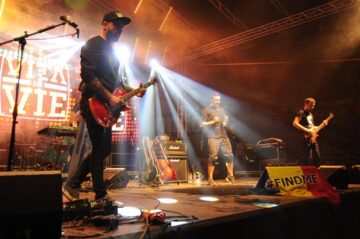 12.000 de suflete au vibrat prin rock, în trei seri de muzică la Bucovina Rock Castle