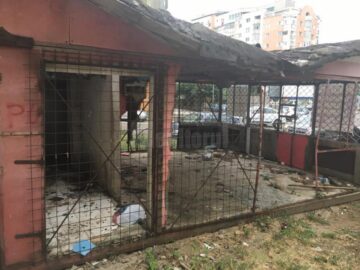 Chioșc abandonat pe domeniul public, ridicat de Primăria Suceava