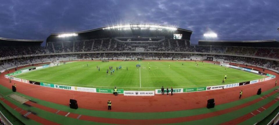 Gazonul de pe Cluj Arena amenință meciul din 4 septembrie
