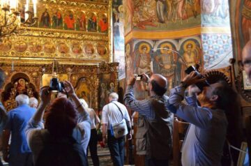 Excursie în județ pentru participanții festivalului UNICA