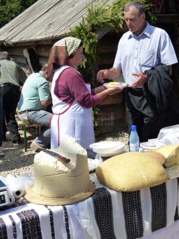 Sute de spectatori au petrecut într-un cadru de poveste, la „Sărbătoarea Muntelui”