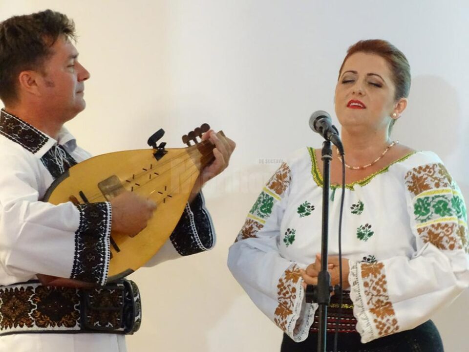 Ansamblul Studențesc „Arcanul USV” a promovat tradițiile bucovinene în Portugalia