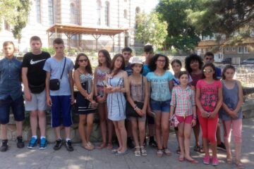 Elevii premianți ai Școlii Gimnaziale Panaci au avut parte de un program variat