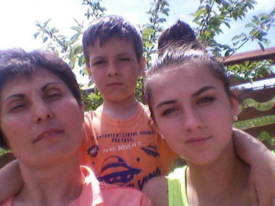 Mihaela Divisevici: "Am 43 ani, sunt mama a doi copii, vreau să îmi văd copiii crescând, vreau să le fiu alături în viață, vreau să trăiesc!”