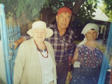 Sylvia Hoisie cu Miska Zabarata și sora lui