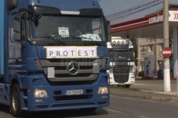 Un nou protest în Suceava, cu 150 de mașini Un nou protest în Suceava, cu 150 de mașini