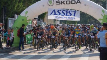 Peste 120 de cicliști din țară au luat startul la Maratonul "Rarău Radical Race"