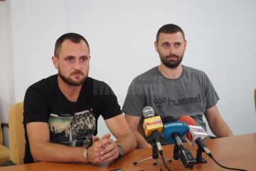 Sucevenii speră să nu se întoarcă de la Reșița cu mâna goală