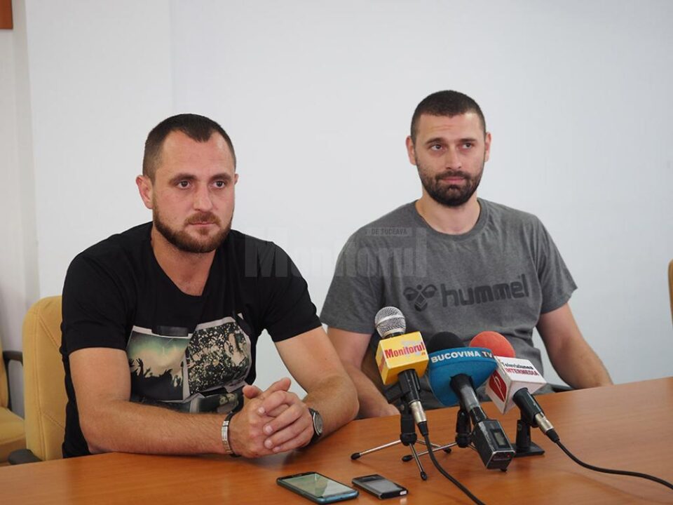 Sucevenii speră să nu se întoarcă de la Reșița cu mâna goală