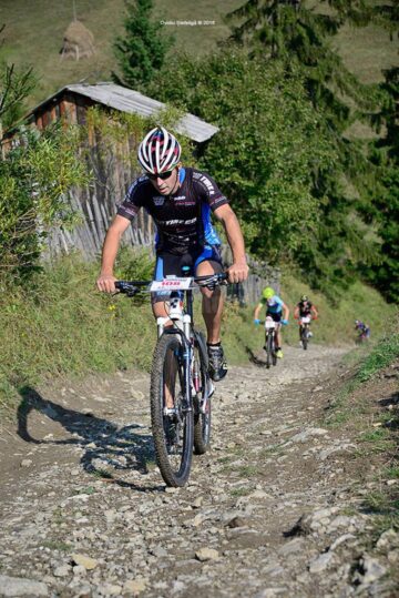 Peste 120 de cicliști din țară au luat startul la Maratonul "Rarău Radical Race"