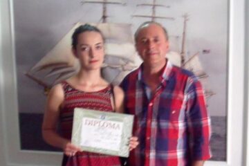 Daniela Petrovici alături de prof. Gheorghe Cirstian