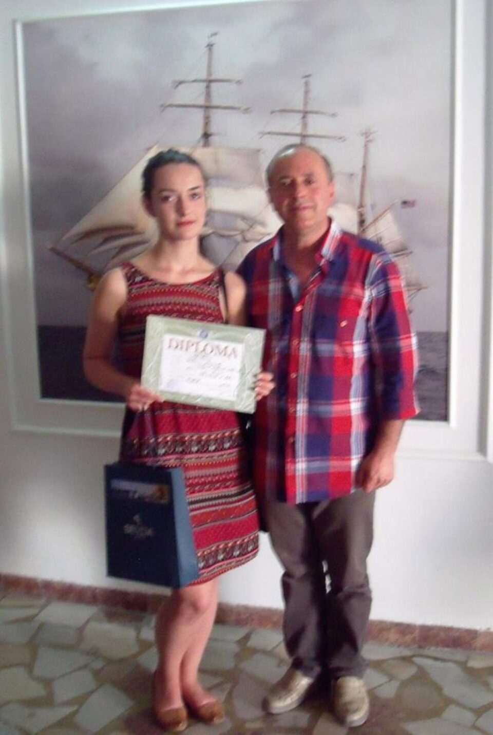 Daniela Petrovici alături de prof. Gheorghe Cirstian