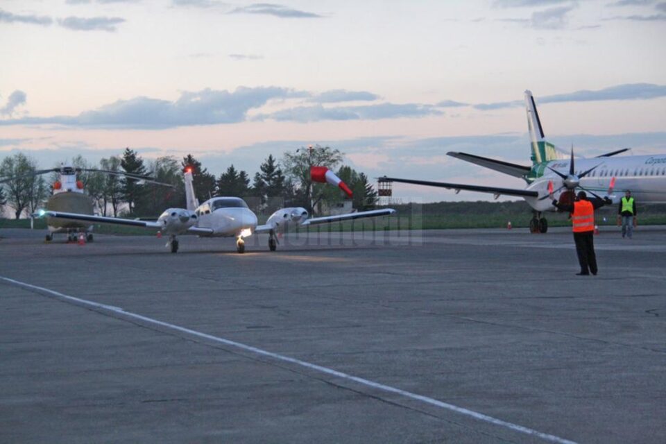Aeroportul "Ștefan cel Mare"