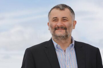 Regizorul Cristi Puiu va fi prezent la premierele de gala de la Suceava și Gura Humorului, pentru a discuta cu spectatorii