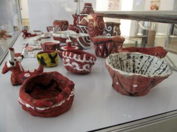 Expoziția „Artă și Artefacte”