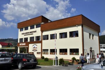 Piața modernizată din Câmpulung Moldovenesc