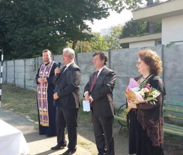 Primarul Ion Lungu a fost și în acest an alături de copii, părinți și profesori din toate cartierele Sucevei, la deschiderea anului școlar