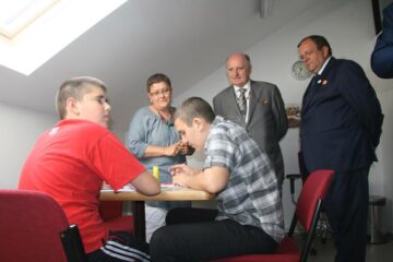 Ateliere de recuperare pentru adulți cu dizabilități