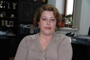 Directoarea Colegiului de Artă „Ciprian Porumbescu” Suceava, prof. Alexandra Bejinaru