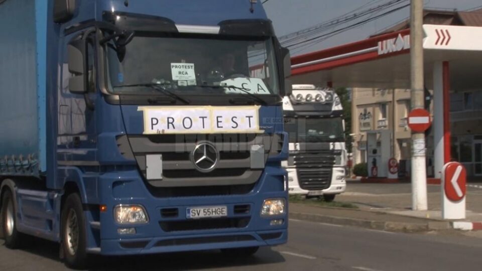 80 de camioane vor participa astăzi, în centrul Sucevei, la un nou protest împotriva creșterii tarifului RCA
