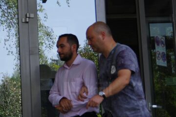 Profesorul acuzat de trafic de influență a fost prezentat joi pentru audieri în fața procurorilor