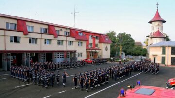 Dr. Raed Arafat înmânează duminică Drapelul de Luptă pompierilor militari suceveni