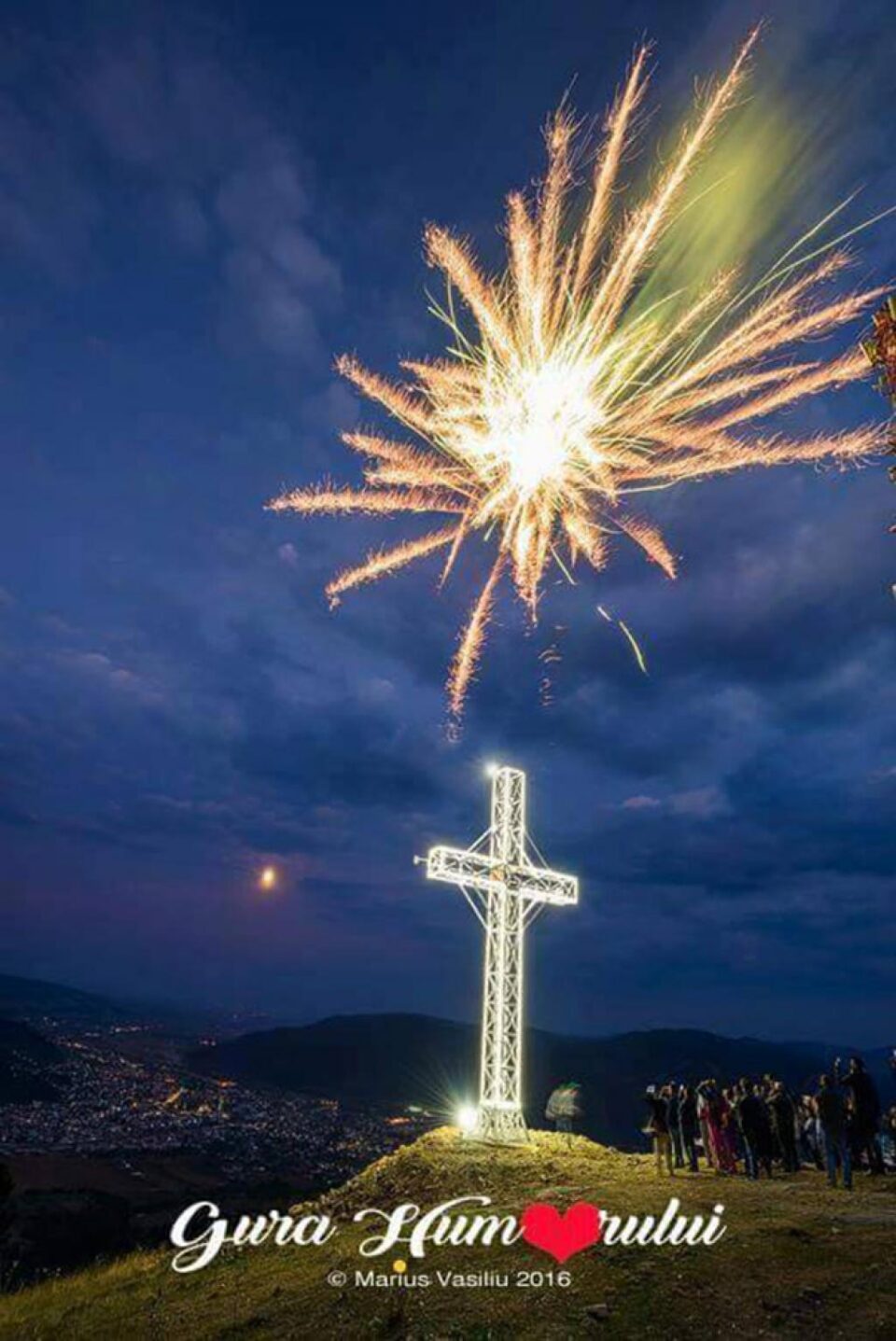 Gura Humorului este orașul de sub crucea luminată