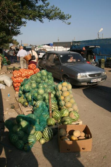 Piața angro din Burdujeni, un amestec de incompetență și nepăsare din partea autorităților locale