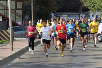 Startul s-a dat din parcarea Primăriei Suceava