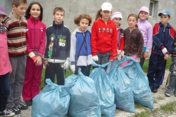 Sute de saci de gunoi și zone curățate complet de deșeuri, rezultatele campaniei din anii trecuți