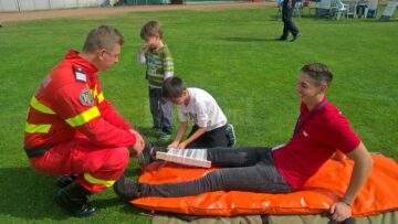 Mii de oameni au participat la cursurile de prim-ajutor de pe stadionul Areni și din centrul Sucevei
