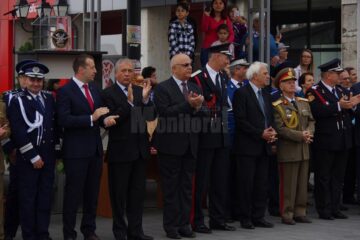 Pompierii militari au jurat într-un glas să păstreze ”ca lumina ochilor” Drapelul de Luptă înmânat de dr. Raed Arafat
