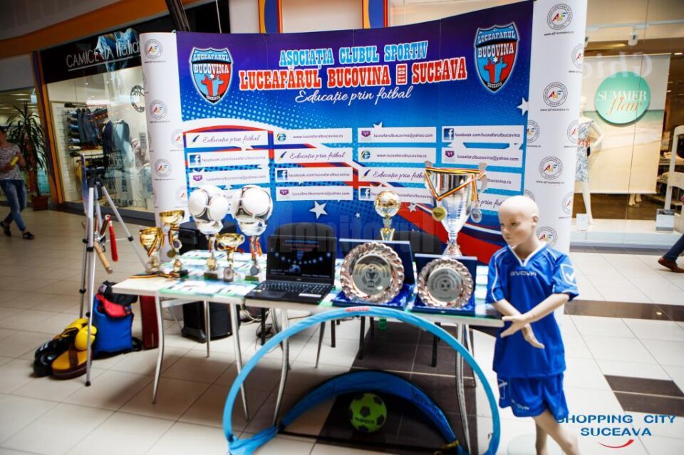 Târg de activități extrașcolare, la Shopping City Suceava