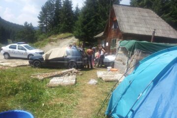 Tabăra de culegători de la Cârlibaba, unde grupul de violatori și victima erau veniți sezonier la cules de fructe de pădure și ciuperci